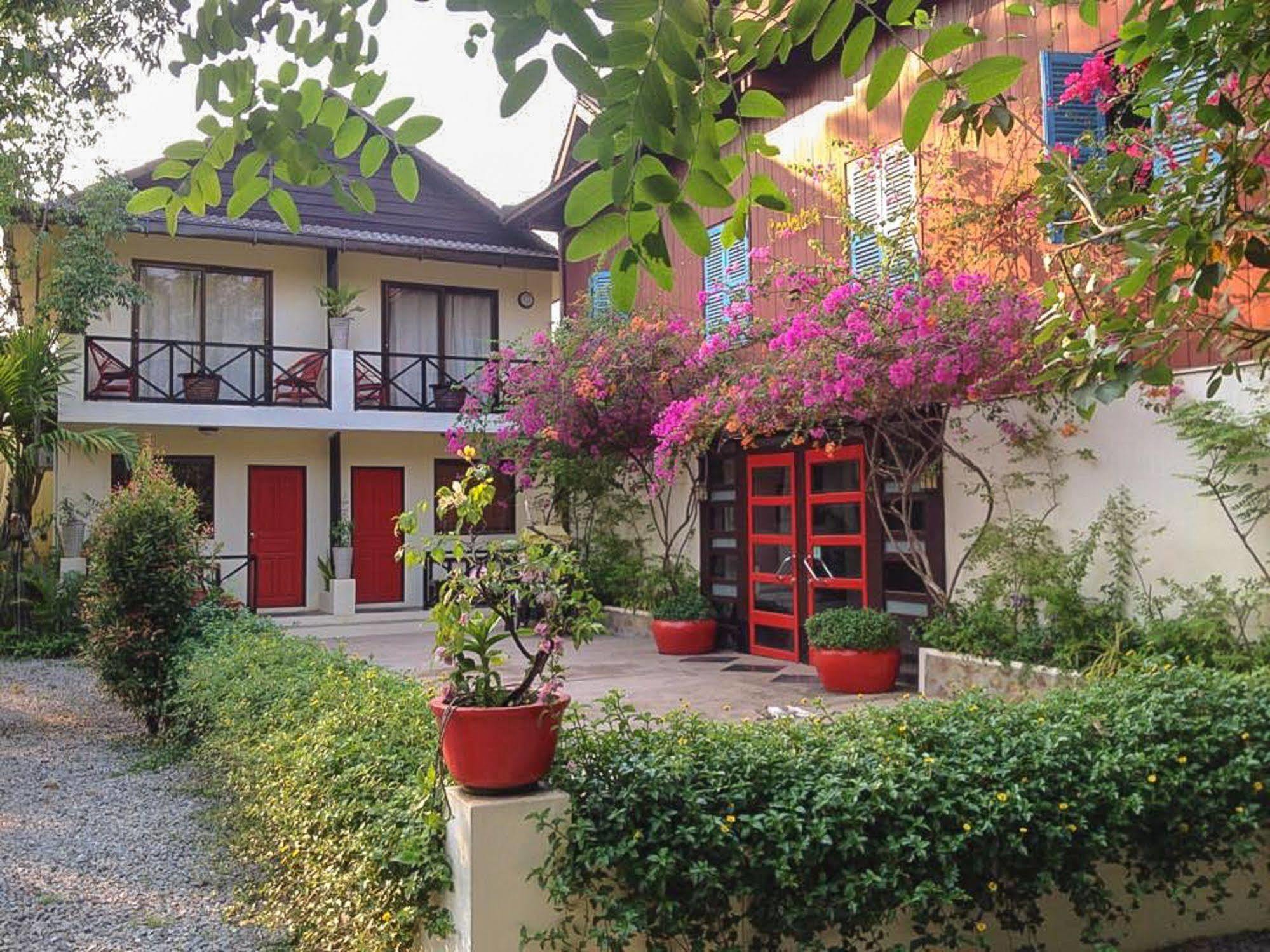 The Cockatoo Nature Resort & Spa Сиемрип Экстерьер фото